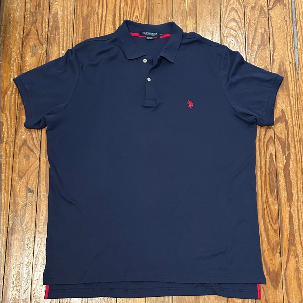 Elegant Navy Polo Shirt with Red Accent